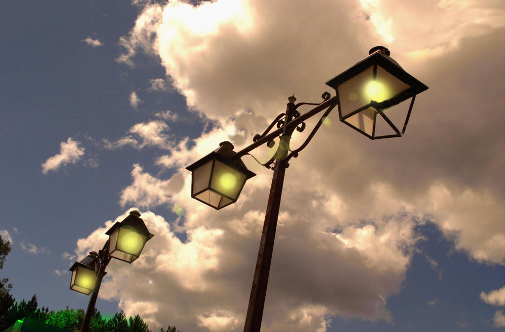 Lamp lite.jpg