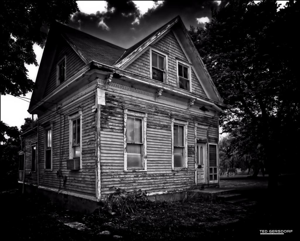 Lanz Caretaker House.jpg