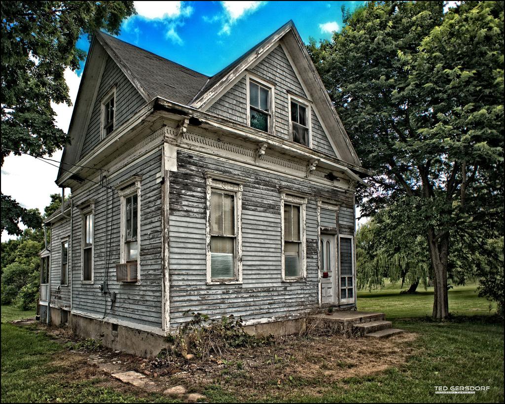 Lanz Winery Caretaker House.jpg