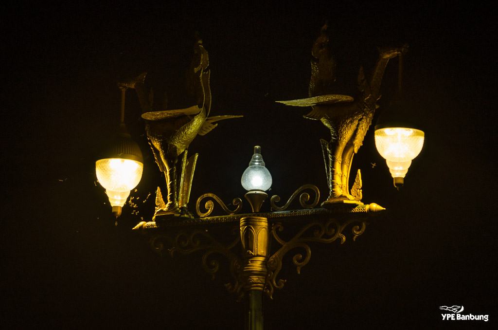 light-1.jpg