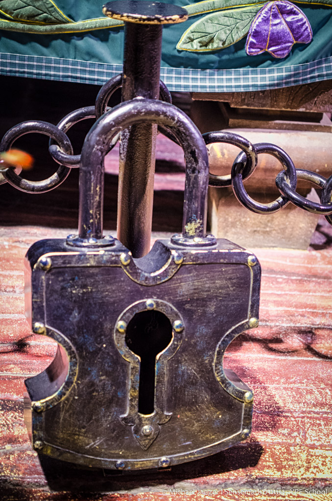 locked-1.jpg