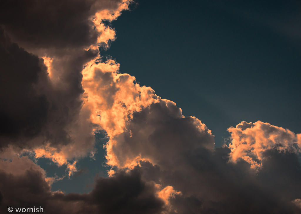 Looks like it might rain.jpg
