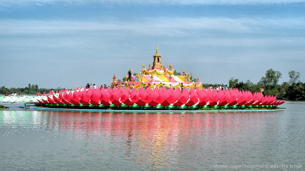 lotus blossom2.jpg