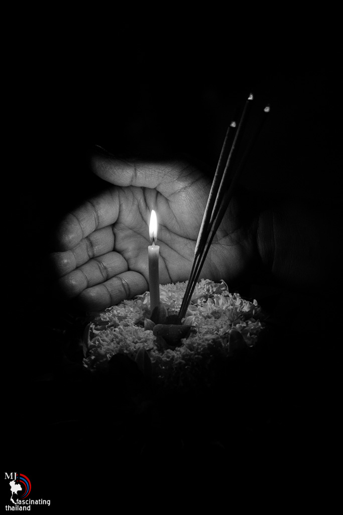 lowlight-bw-1.jpg