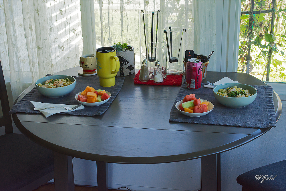LunchforTwo3939.jpg