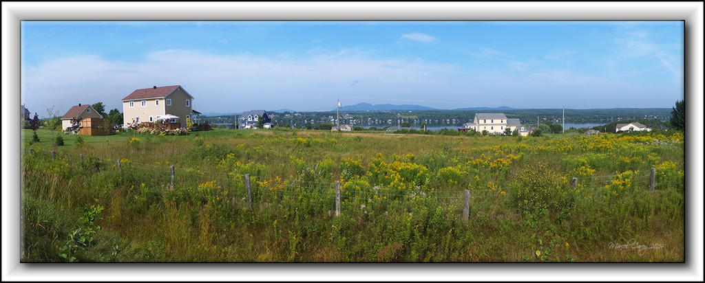 Magog lake pano.jpg