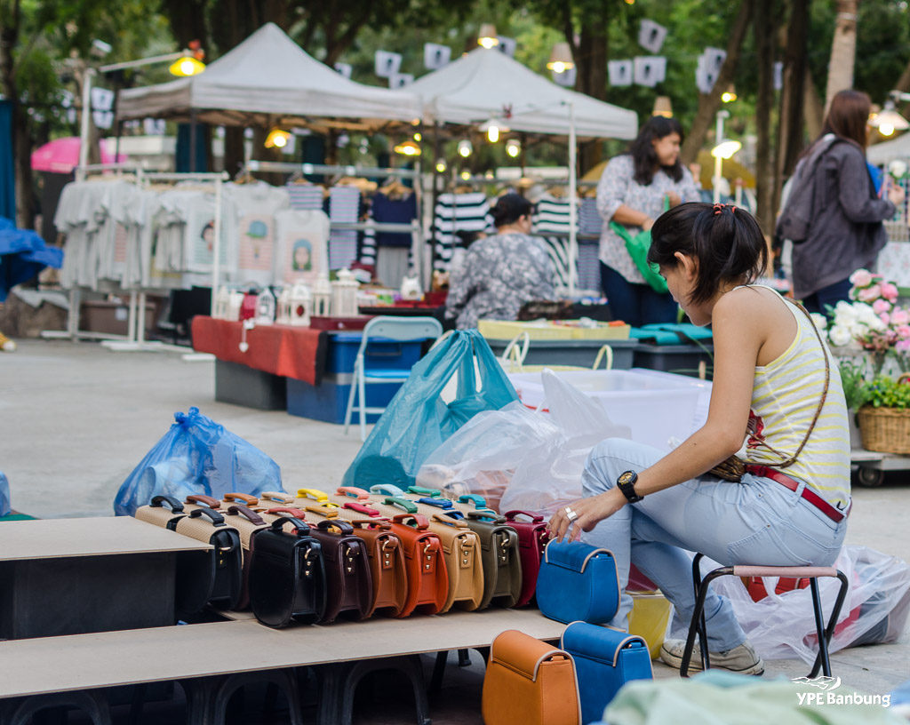 market-3.jpg