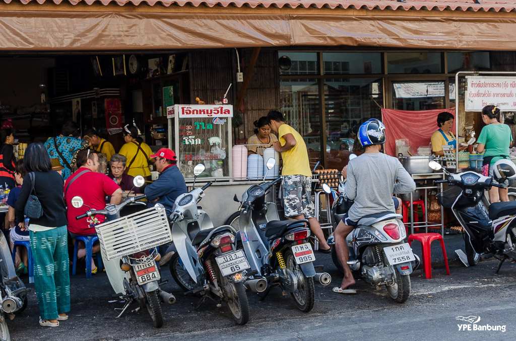 market-hua-hin-2.jpg