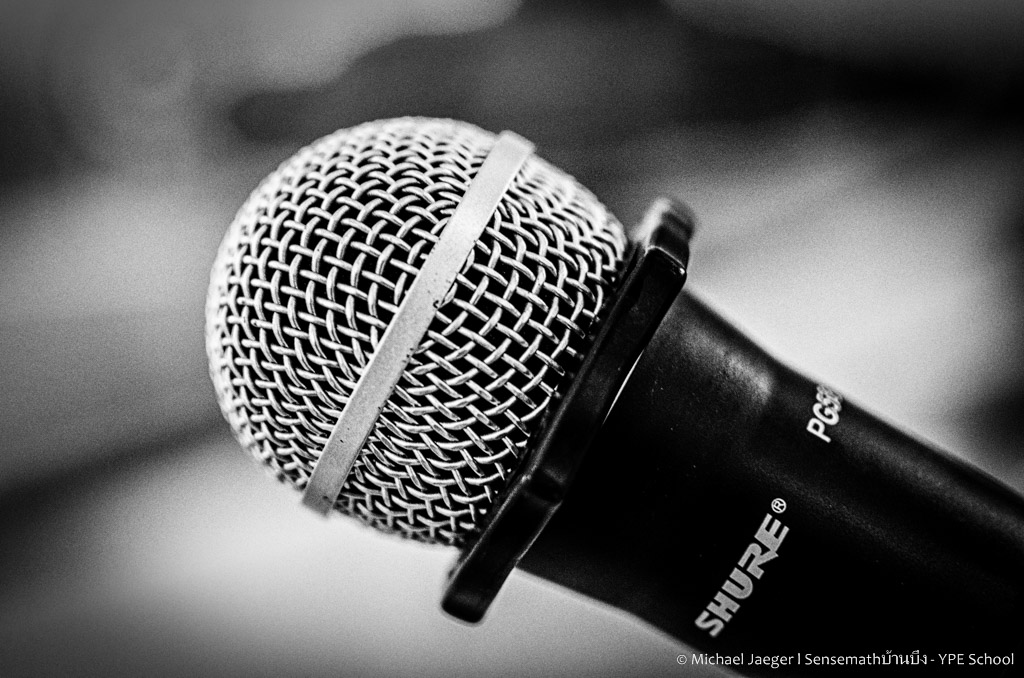 mic bw-1.jpg