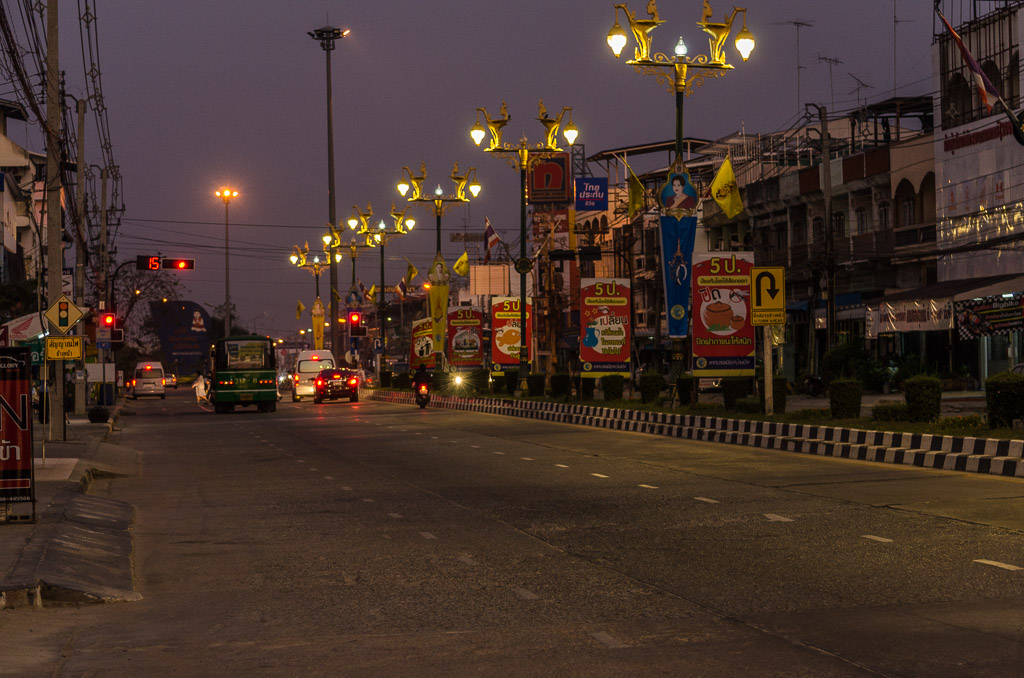 monday-moring-at-banbung-3.jpg