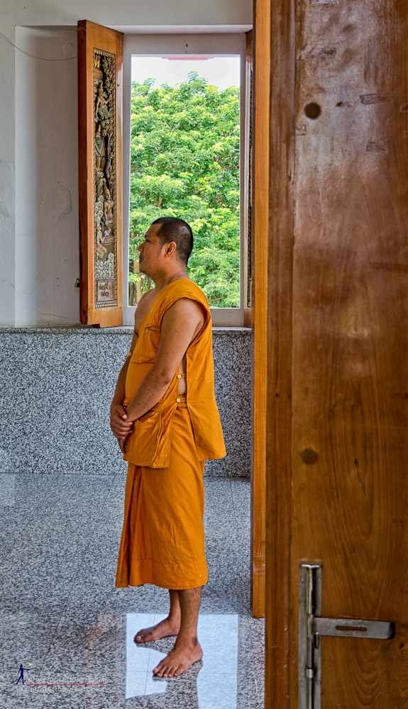 monk1-1.jpg