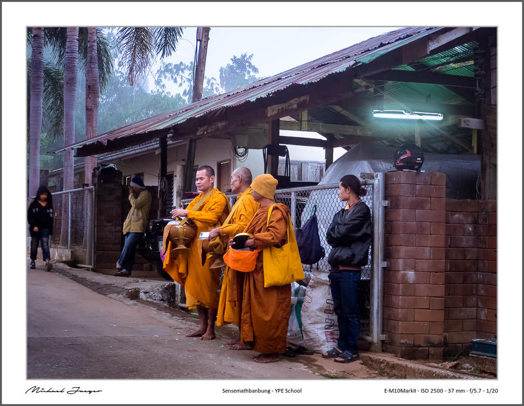 monks-collect-their-alms2-1.jpg