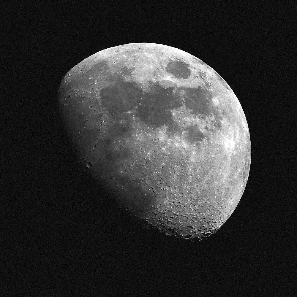 Moon.jpg