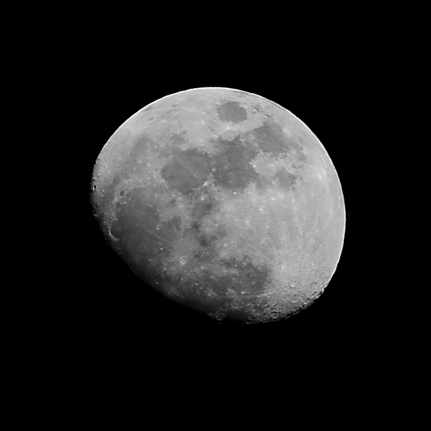 Moon.jpg