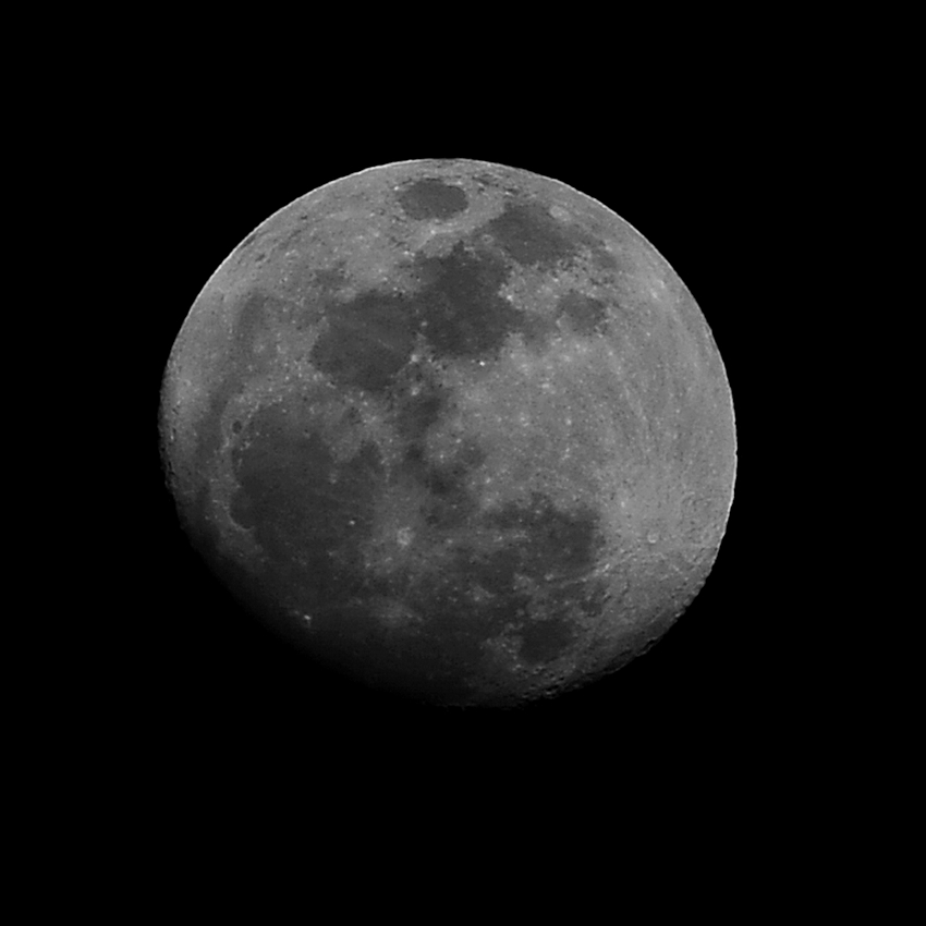 Moon.jpg