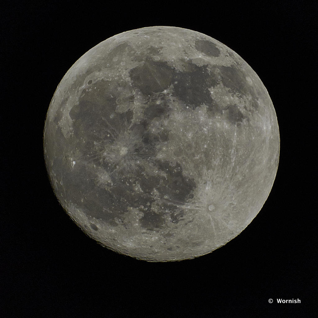 Moon.jpg