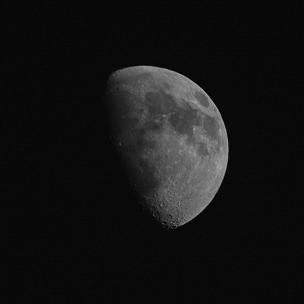 Moon.jpg