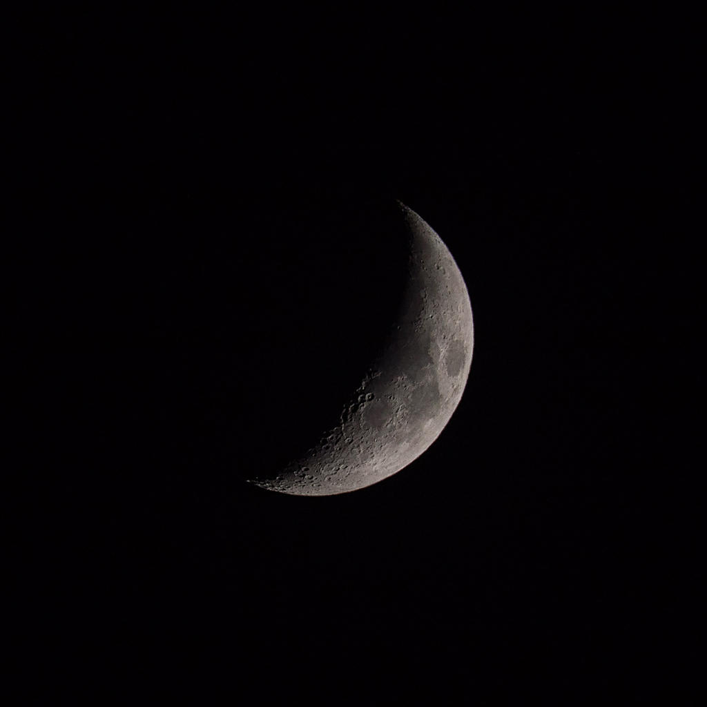 Moon1.jpg