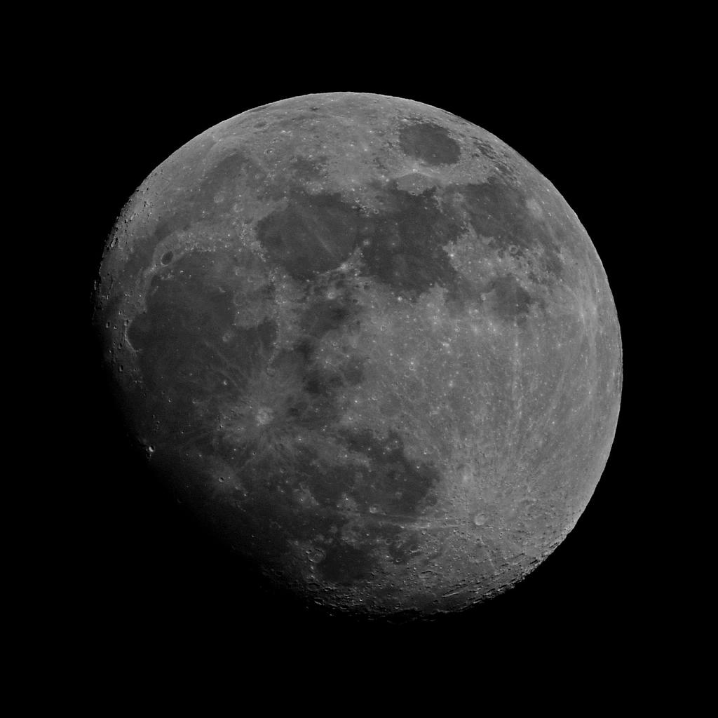 Moon2.jpg