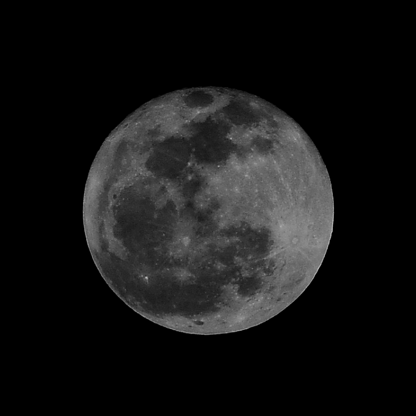 Moon2.jpg