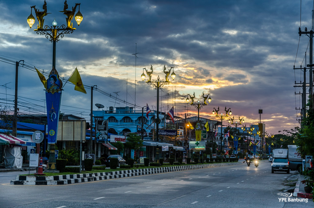 morning-at-Banbung-YPE-1.jpg