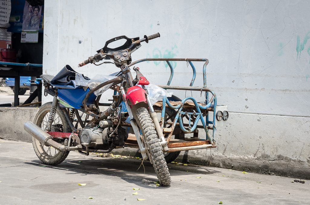 motorcycle-transporter-1.jpg