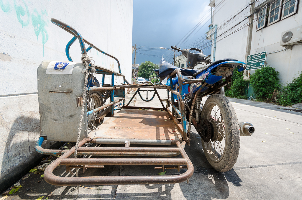 motorcycle-transporter-2.jpg