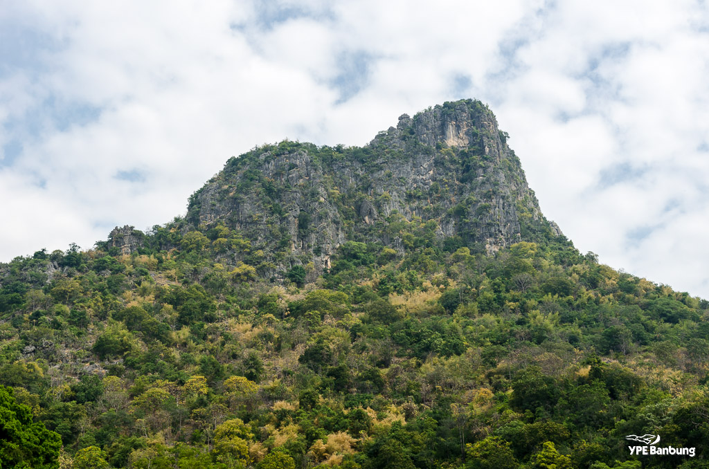 mountain-1.jpg