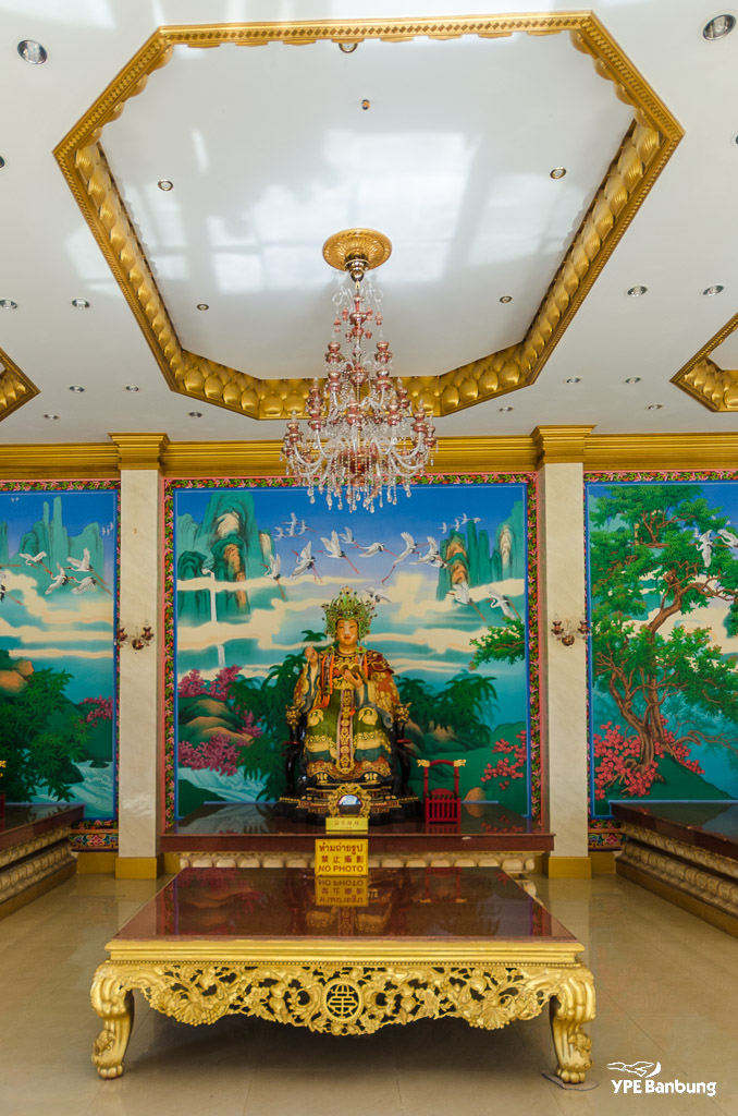 Nacha-Sa-Thai-Chue-Shrine-16.jpg