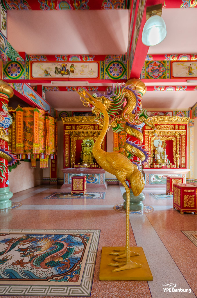 Nacha-Sa-Thai-Chue-Shrine-22.jpg
