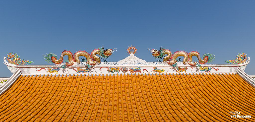 Nacha-Sa-Thai-Chue-Shrine-31.jpg