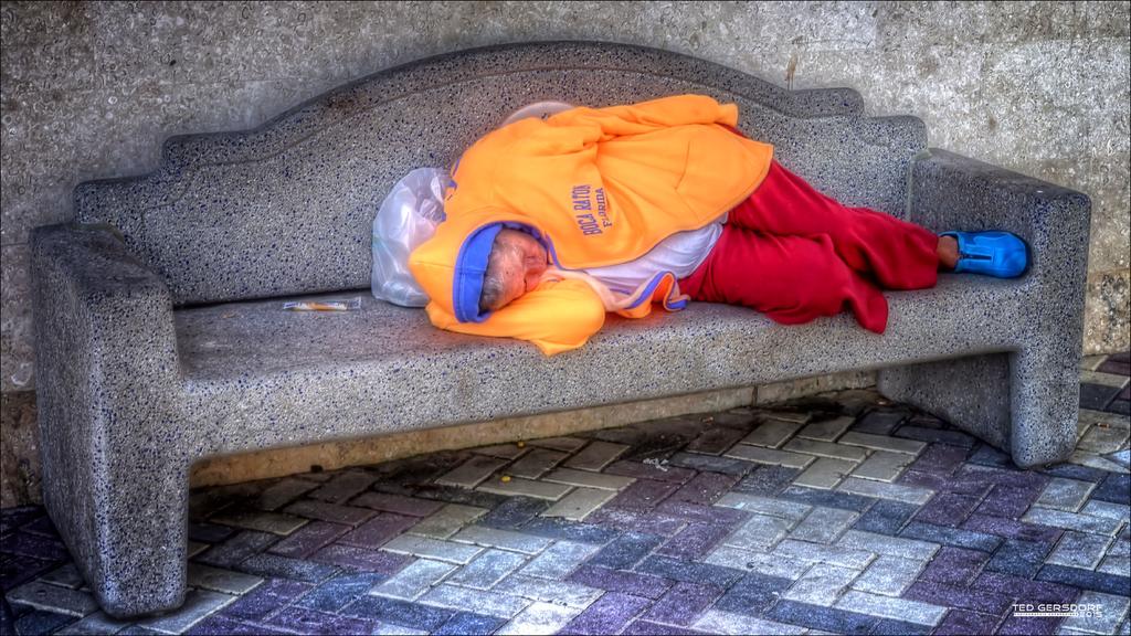 Nappin' DB Pier.jpg