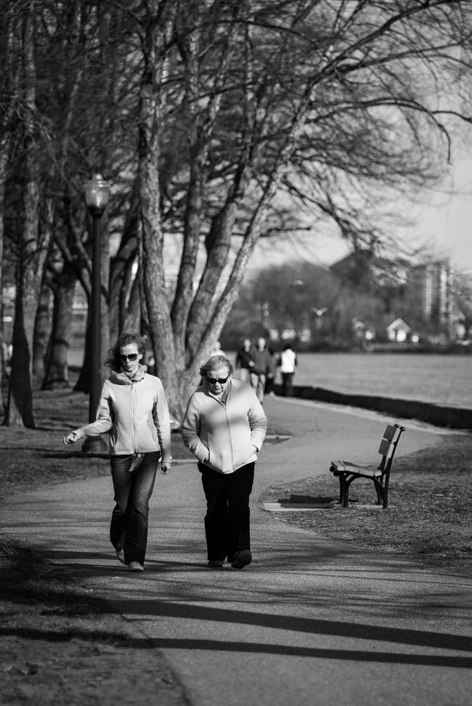 NIKONITESWALKERS (1 of 1).jpg