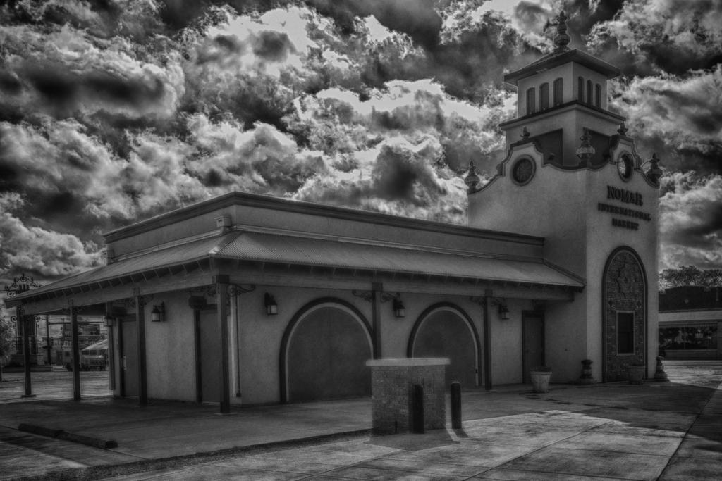 Nomar wideBW_HDR.jpg