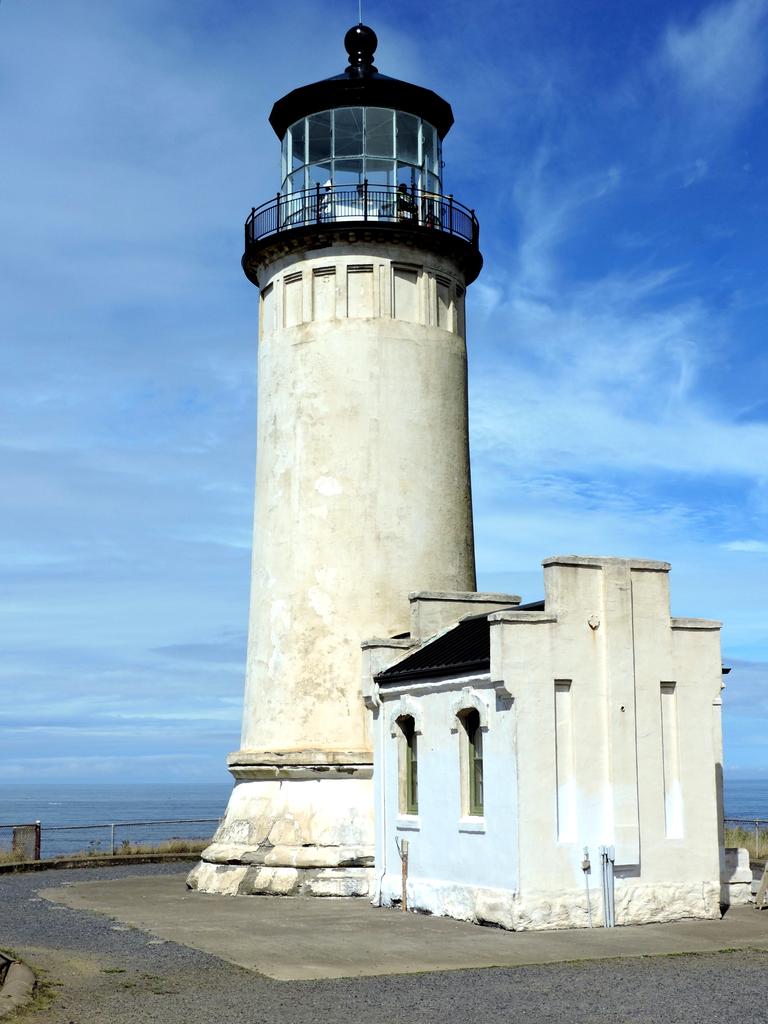 North Head Lighthouse 1H sm.jpg