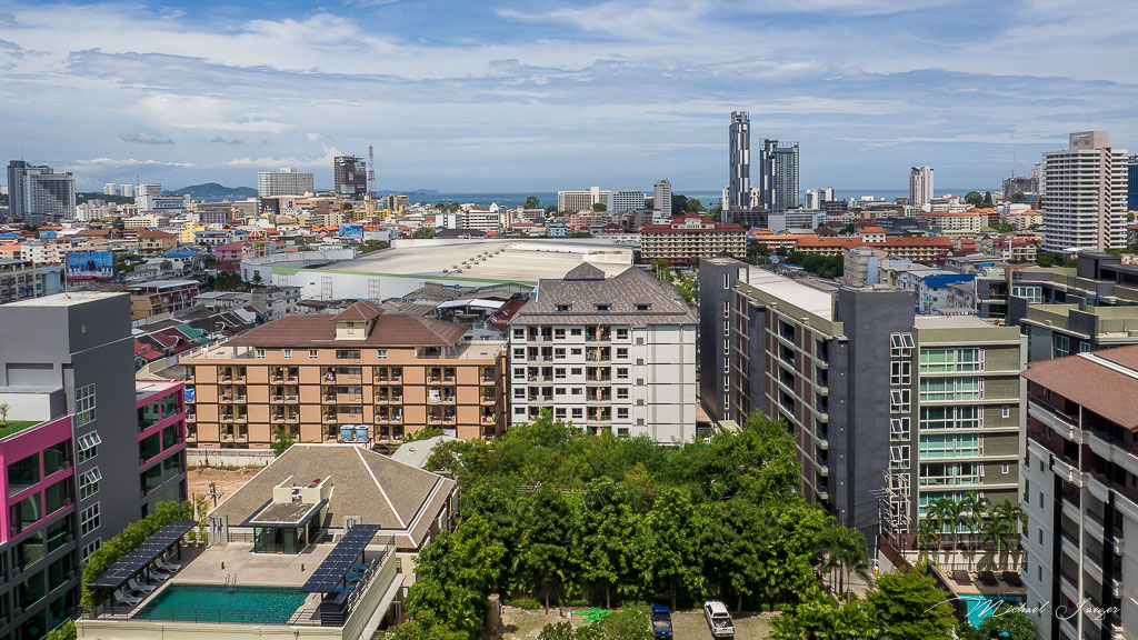 out-of-a-window-pattaya-3.jpg