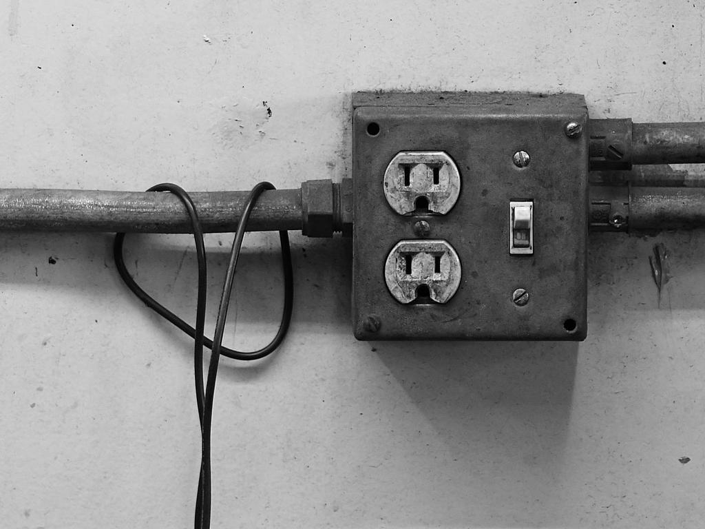 Outlet.jpg