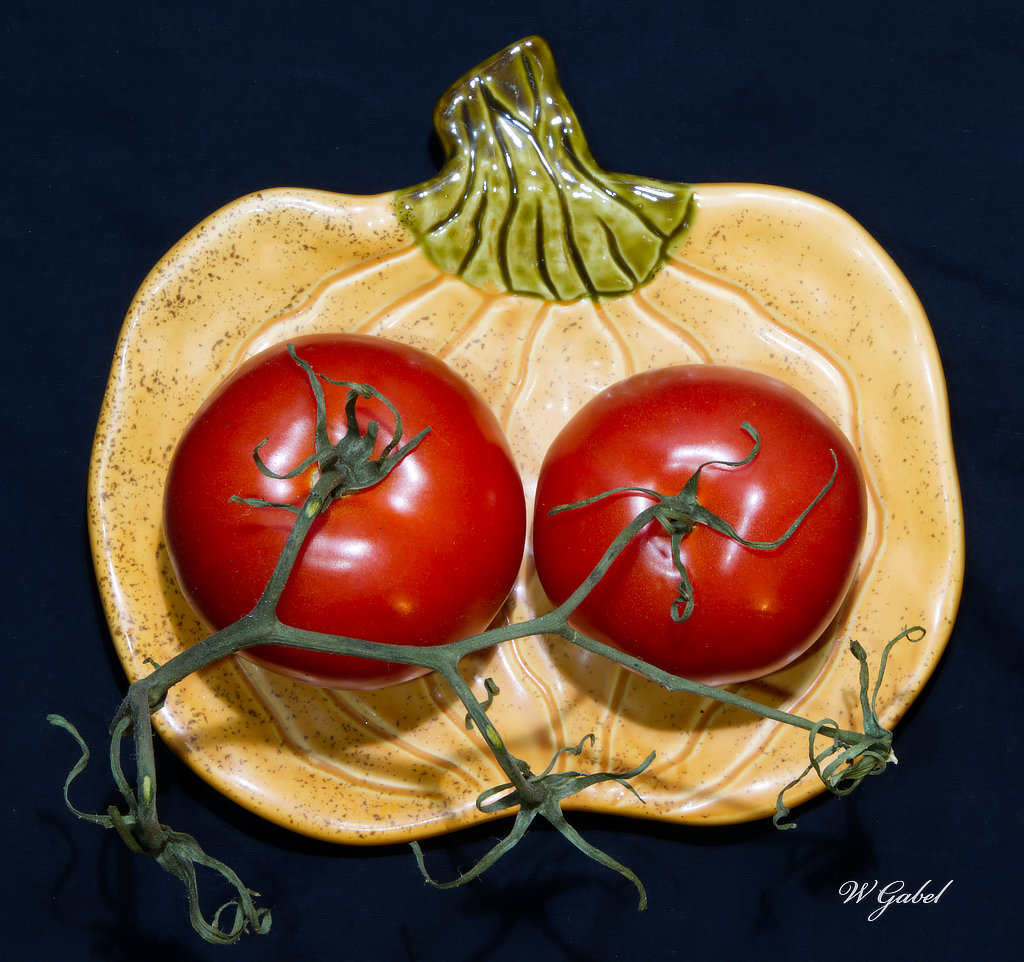 Pair of Tomatos.jpg