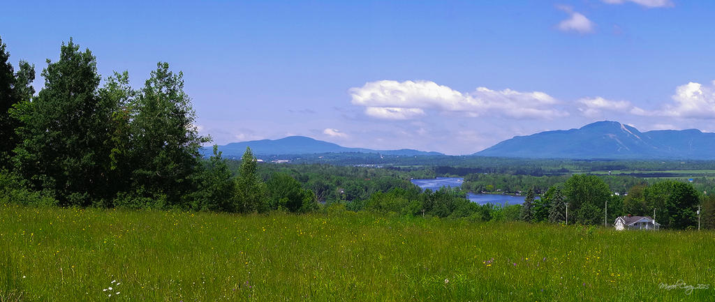 pano lac Magog.jpg
