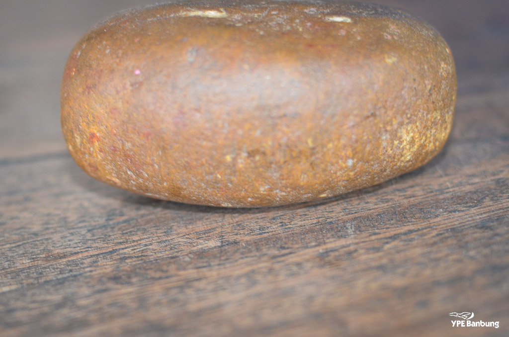 paperweight-1.jpg