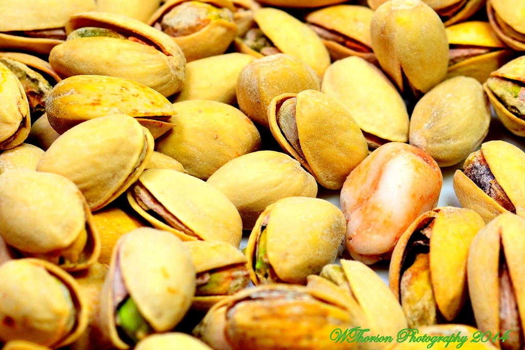 Pistachios 1.jpg