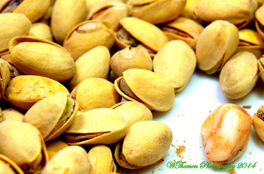 Pistachios 2.jpg