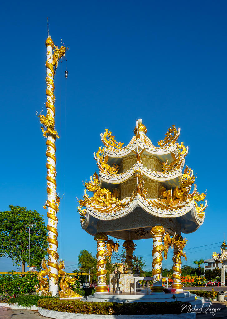 pole-1.jpg