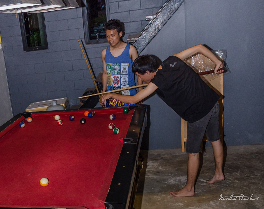 pool-billard-game-2.jpg