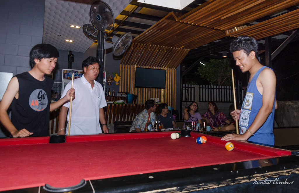 pool-billard-game-4.jpg