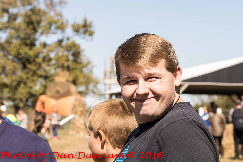 pumpkin patch day-4958.jpg