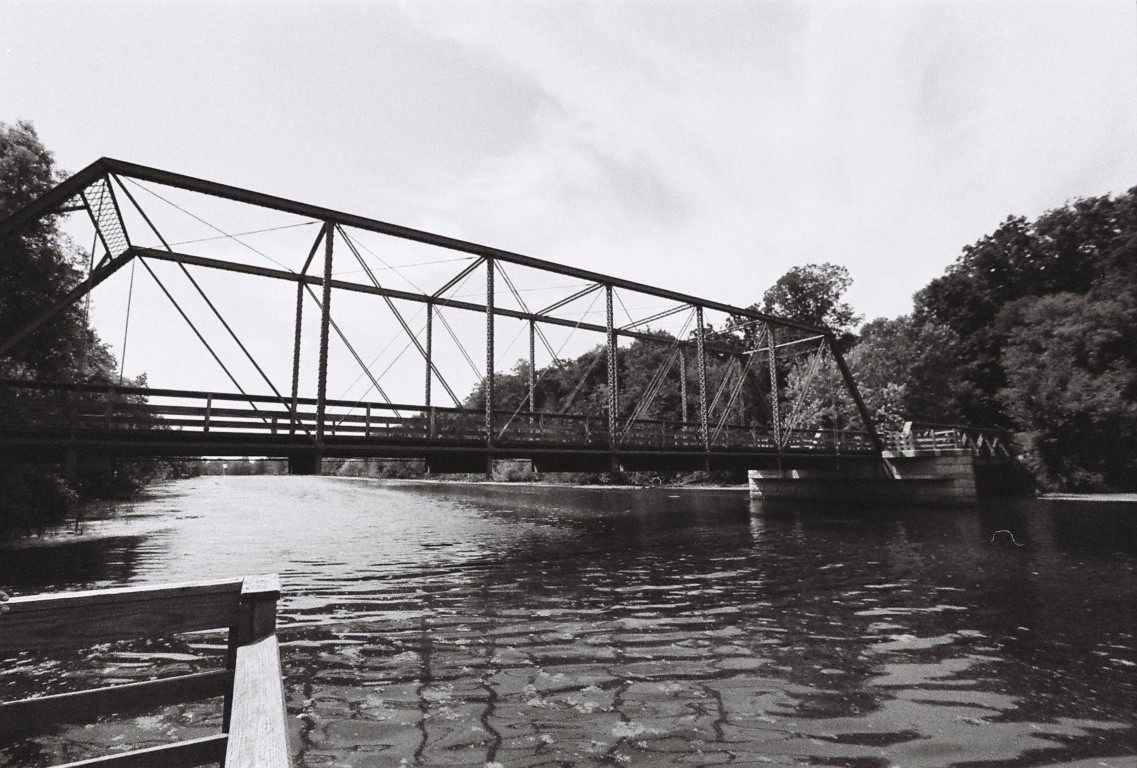 R1-09259-0020 (Medium).JPG