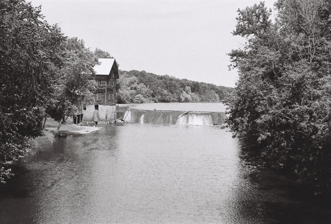 R1-09259-0021 (Medium).JPG