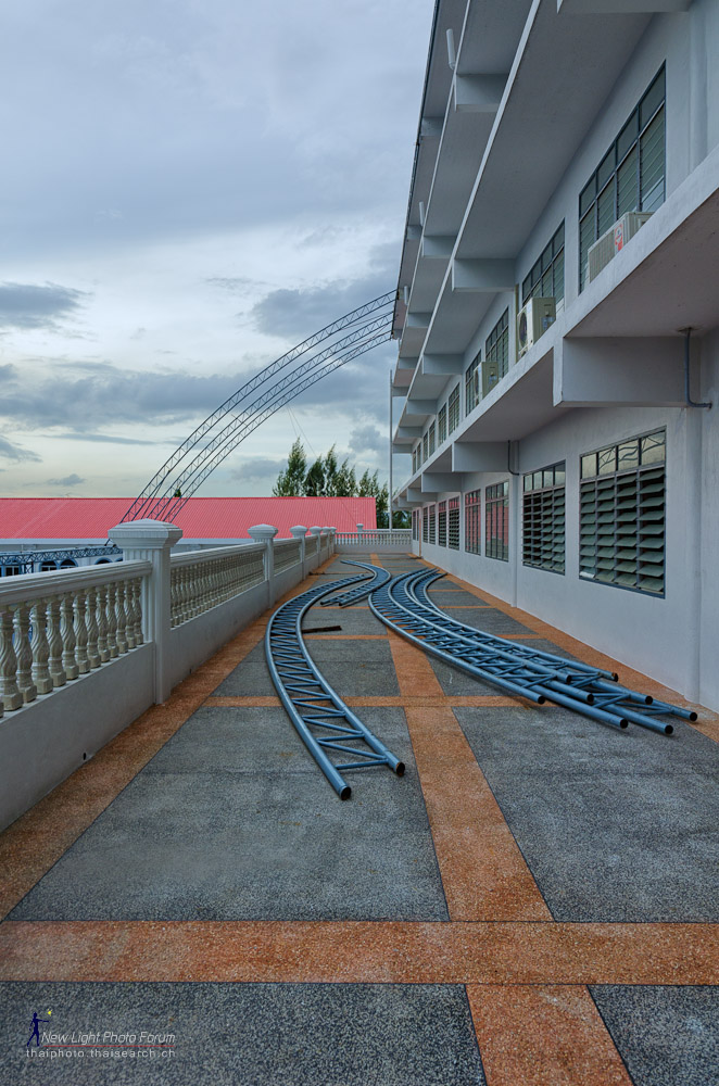 roof-1.jpg