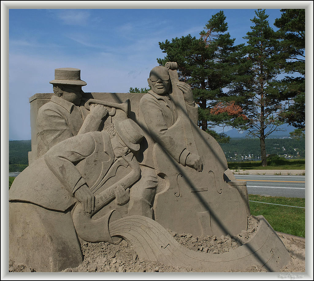 sand sculpture.jpg